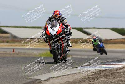media/May-26-2025-Lets Ride (Mon) [[3bf1de1d65]]/B Group/1220pm (Wheelie Bump)/